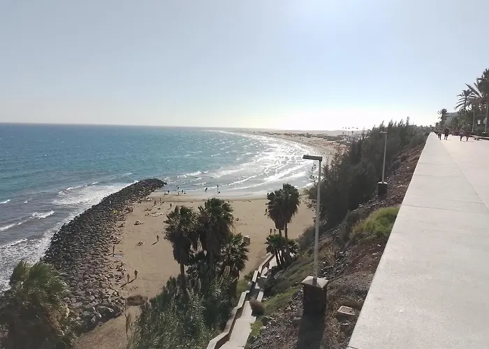 Impeccable 1-Bed Apartment In Maspalomas